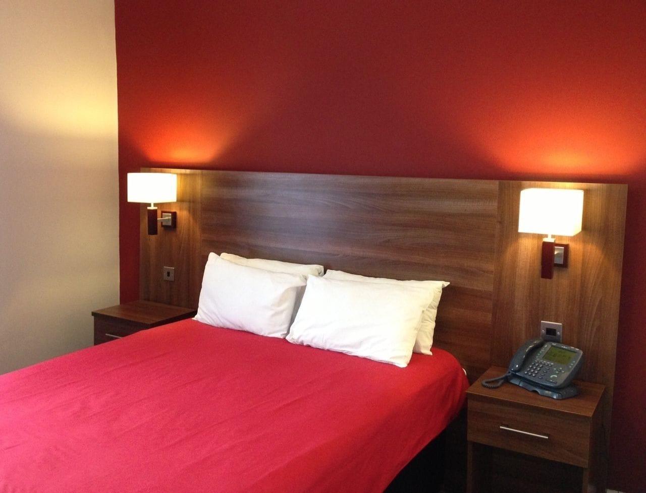 Ely House Hotel Γούλβερχαμπτον Εξωτερικό φωτογραφία