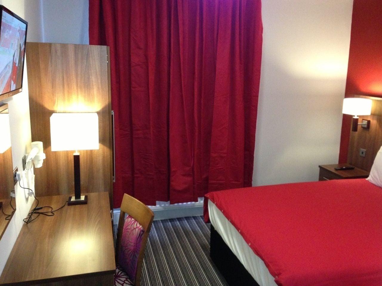 Ely House Hotel Γούλβερχαμπτον Εξωτερικό φωτογραφία